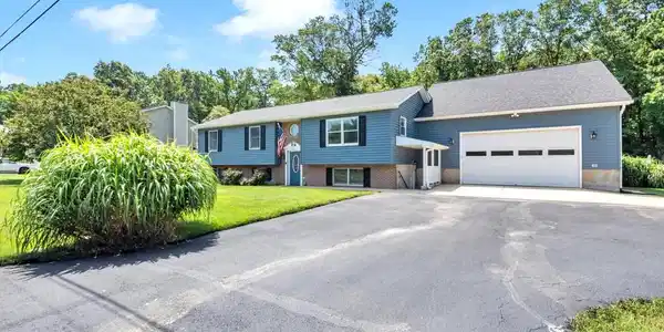 1521 WARFIELD ROAD