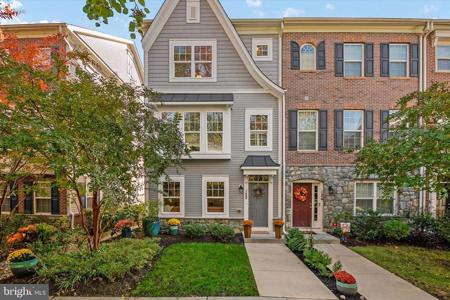 122 WATERLINE COURT