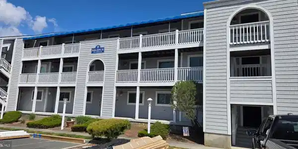 12301 JAMAICA AVENUE