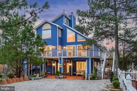1506 BAY SHORE DRIVE