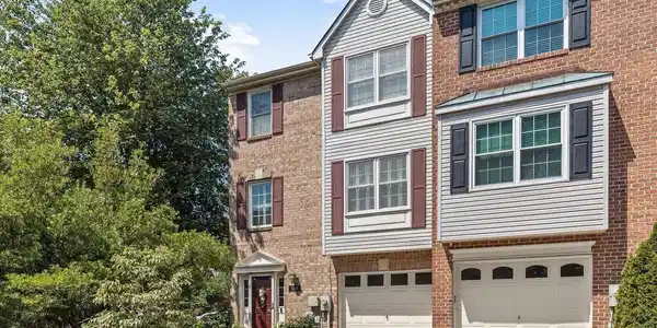 1110 NIBLICK COURT