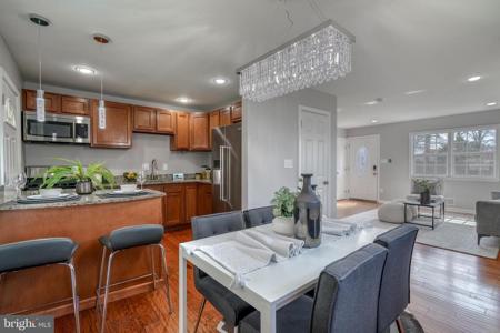 281 SOUTHEASTERN