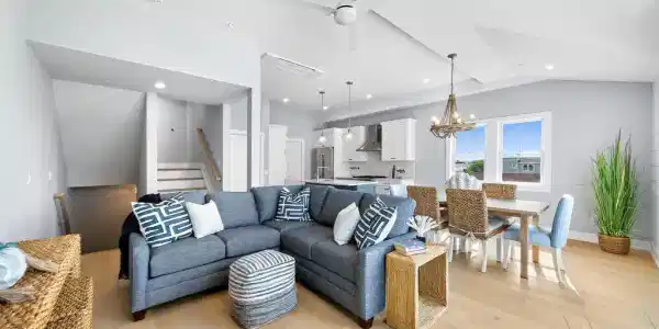 2600 LONG BEACH BOULEVARD