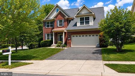 2741 EUSTON COURT