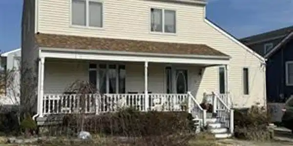 1 TRAVERS PLACE