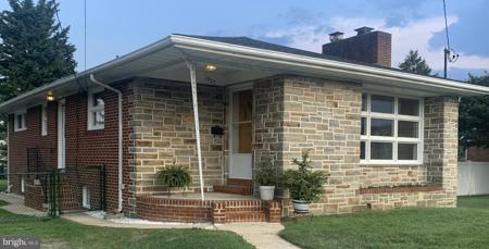 1923 SUNBERRY ROAD