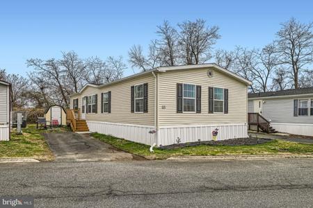 83 WATERVIEW WAY