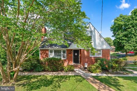 1251 MAPLE ROAD