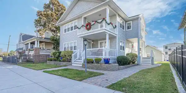 609 WESLEY AVENUE