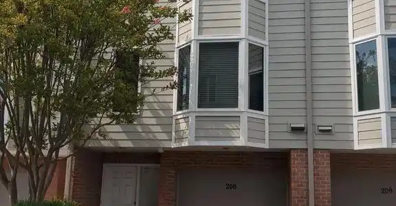 208 CAMBRIDGE LANDING