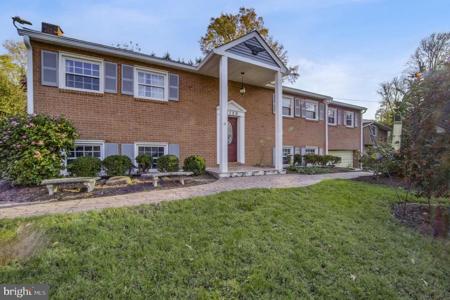 1159 PINE TREE DRIVE
