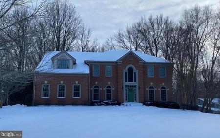 99 HUMMINGBIRD COURT