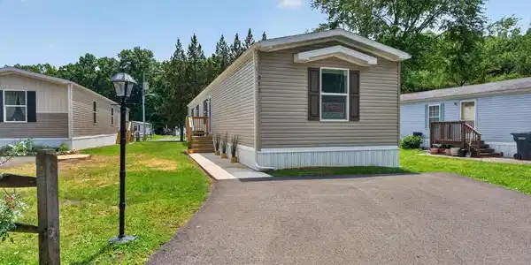 312 BAUERS DRIVE