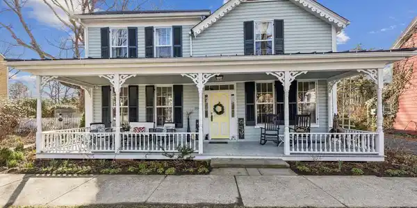 106 CHESTNUT STREET