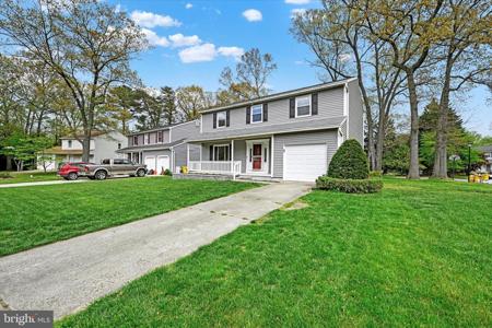 7989 FOXCHASE LANE