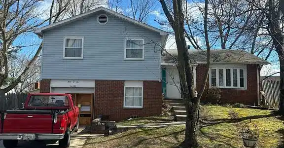 406 ELMWOOD COURT