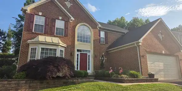 3008 LEWIS LANE