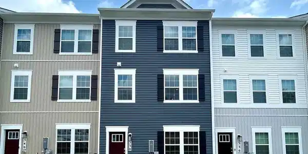 352 HACKLEY DRIVE