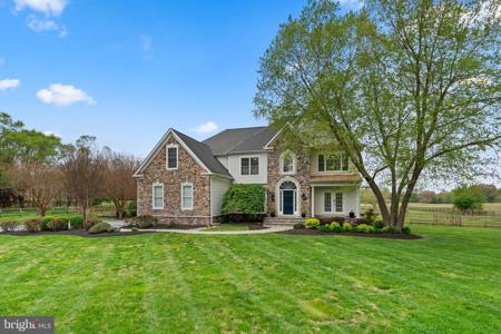 1604 BAY HEAD ROAD