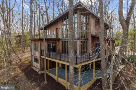 1679 BRICKHOUSE BAR COURT