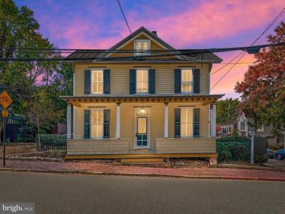 25 CATHEDRAL STREET
