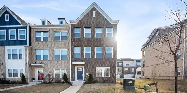 6954 FARRAGUT DRIVE