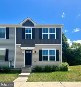 90 AZALEA CIRCLE