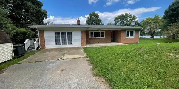 36026 BAY DRIVE
