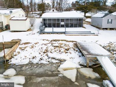 441 LEWIS SHORE