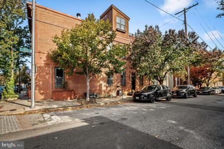 400 CROSS STREET