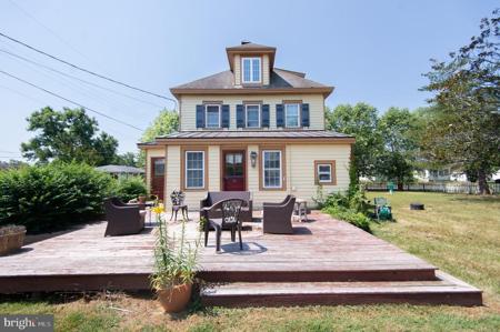 401 LINDEN LANE