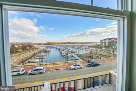 606 MARINA LANDING LANE