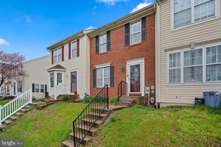 752 VILLAGER CIRCLE