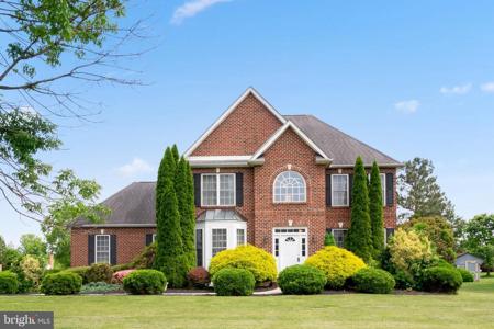 54 DIXON COURT