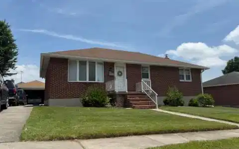 1413 LANCELOT DRIVE