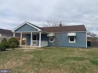 323 MARTIN DR