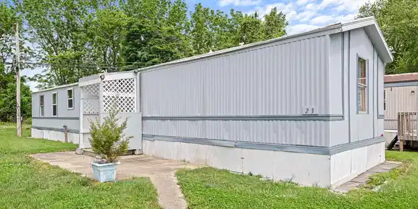 1131 S BAY ROAD