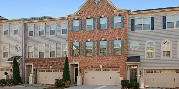 131 ADMIRALS RIDGE DRIVE