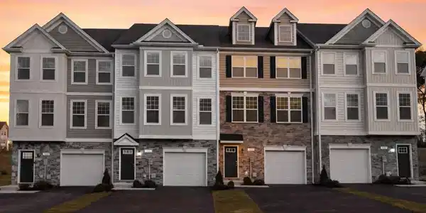 241 SULLIVAN LANE