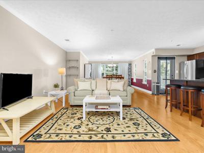 633 ADMIRAL DRIVE
