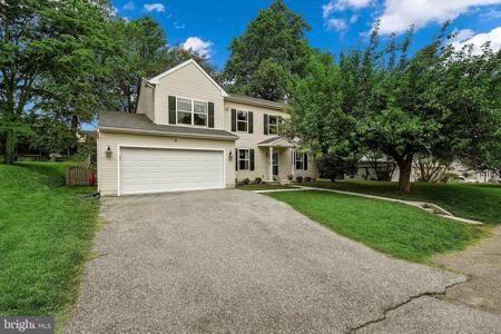 326 CLIFTON AVENUE