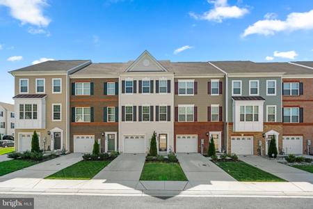 523 HEATHLAND TRAIL