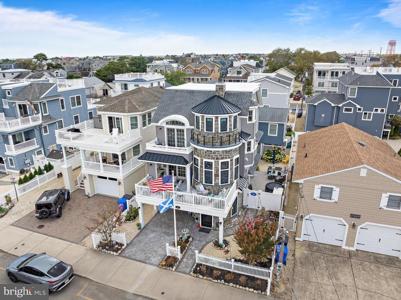 222 7TH STREET
