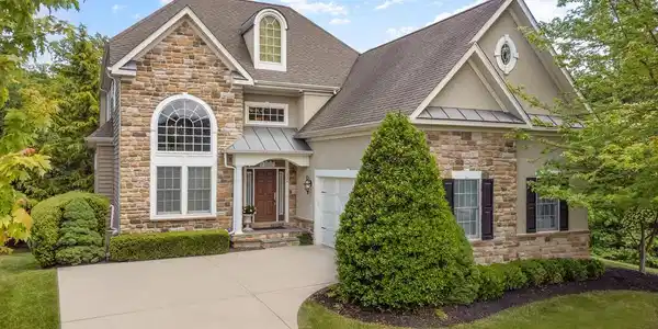 226 WAR ADMIRAL WAY