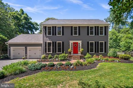 236 AMBLESIDE DRIVE