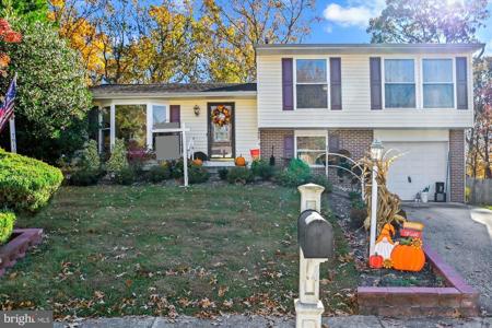 7910 DANBURY COURT