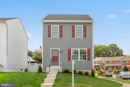 557 CHALCOT SQUARE