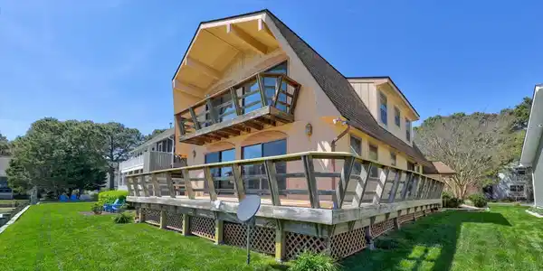 40 LOOKOUT PT