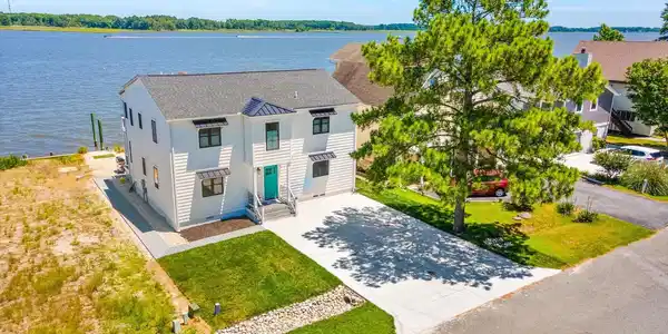 59 WHITE SAIL CIRCLE