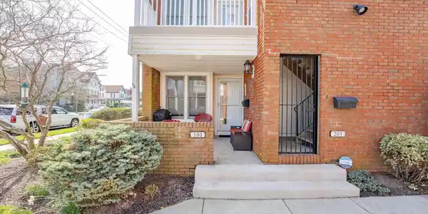414 WESLEY AVENUE